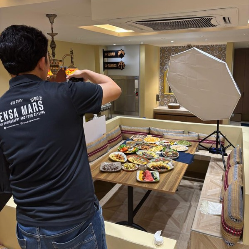food photographer at work